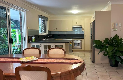 The Range Haus | King Street In the Range