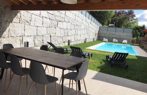 Vilar da Veiga Haus | Totally private and exclusive single-storey villa by the river in Gerês