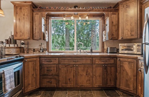 Athol Kabine | Beautiful Lake Cabin on Kelso Lake, Idaho! Close to Silverwood!