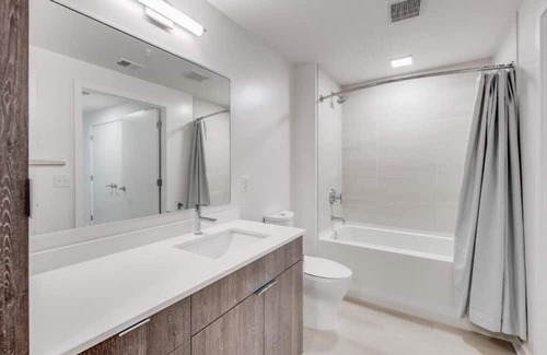 NoMa Wohnung | Deluxe One Bedroom Near FedEx Drop Box WDC