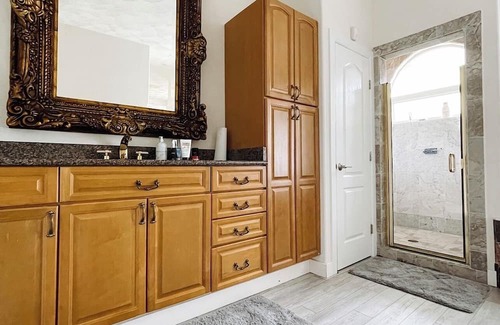 Kahului Haus | Spacious oceanview house