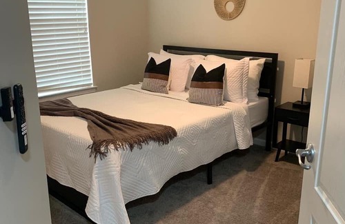 Southwestern Haus | Inviting home in Atlanta, GA where we guarantee you will have a Stellar Stay!