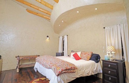 Skiatook Haus | Skyview Tulsa Luxury Venue sleeps 25+