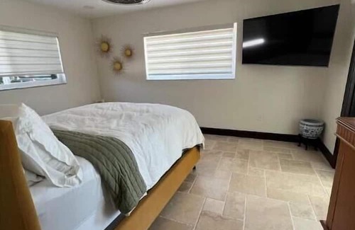 Edgewater Haus | Edgewater Getaway