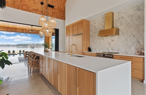 Eatonton Haus | Elegant Lakefront Home with Pool & Hot Tub