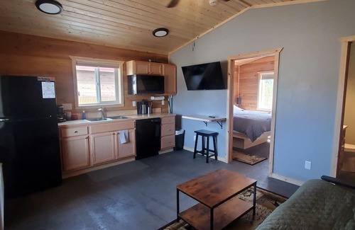 Rea Kabine | Hardrock 50 - # 7 Rustic cabin retreat in the heart of adventure country.