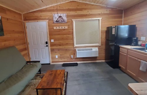 Rea Kabine | Hardrock 50 - # 7 Rustic cabin retreat in the heart of adventure country.