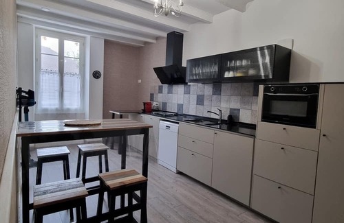 Gauriaguet Haus | Guest House 'Chambre D'hôtes Emeraude' with Shared Pool, Wi-Fi and Air Conditioning