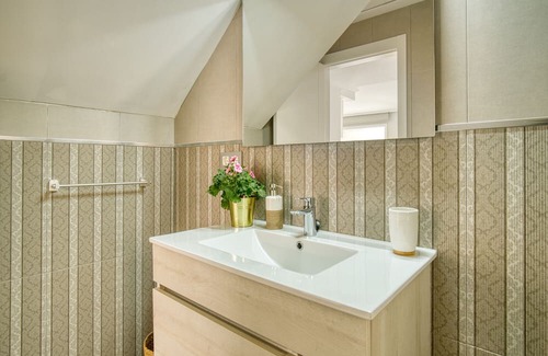 Cabo de las Huertas Wohnung | Apartment 'Mar 6' with Shared Terrace, Wi-Fi and Air Conditioning