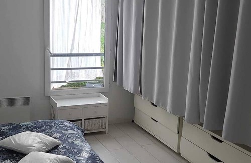 Vitry-sur-Seine Wohnung | Duplex Plein Pieds Avec Jardin et Terrasse au Pied du Tramway à 10 min de Paris