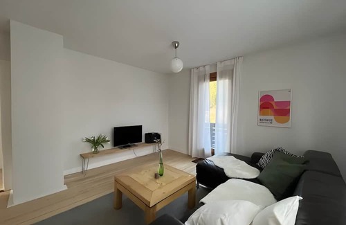 Friedenweiler Wohnung | Apartment 'Dachgeschoss' with Lake View, Shared Terrace and Wi-Fi