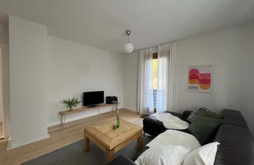 Friedenweiler Wohnung | Apartment 'Obergeschoss' with Lake View, Shared Terrace and Wi-Fi