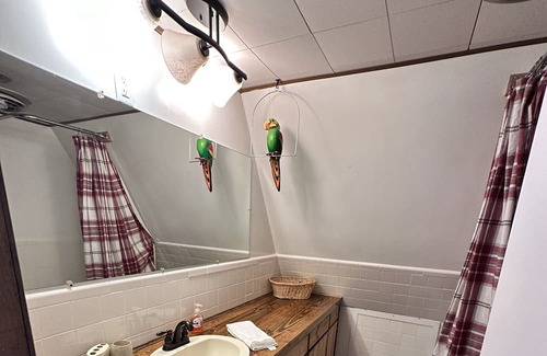 Lancaster Haus | High above Center HIll Lake. Come enjoy Owl's Nest.