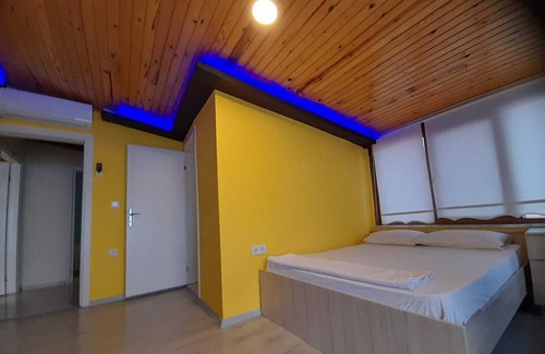 Altinoluk Hotel | Asmalı Hotel