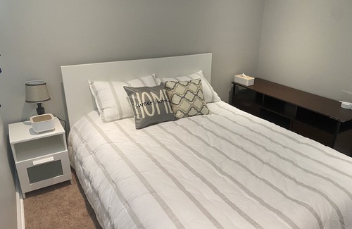 Newark Haus | Great for family! Single house close to UD and Main Street in Newark DE