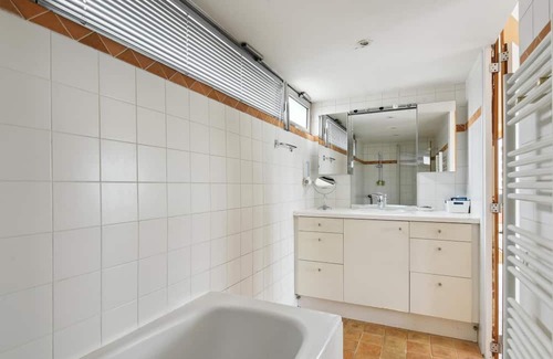 Parc-de-Montsouris Wohnung | Atypical flat in Montsouris