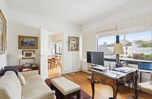 Parc-de-Montsouris Wohnung | Atypical flat in Montsouris