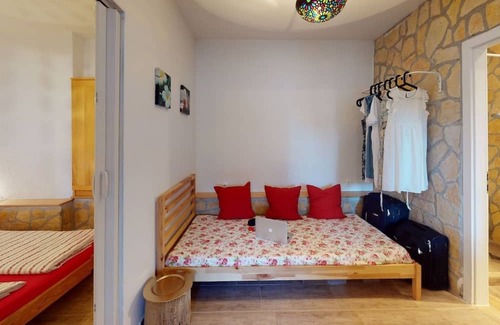 Ivan Dolac Wohnung | Lux Flat w Pool 1 min to Ivan Dolac Beach in Hvar
