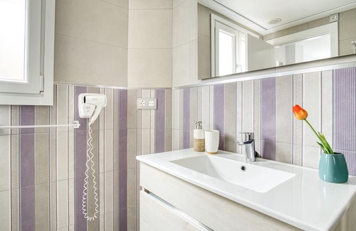 Cabo de las Huertas Wohnung | Apartment 'Mar 5' with Private Terrace, Wi-Fi and Air Conditioning