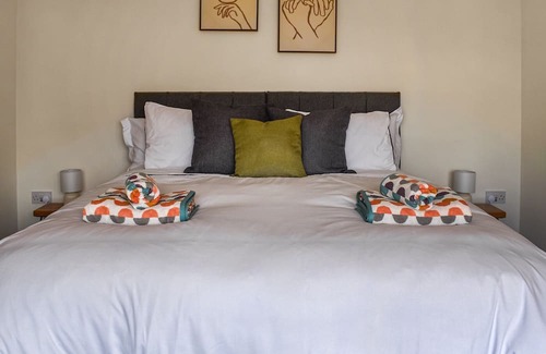 Sutton Hütte | 3 bedroom accommodation in Sutton