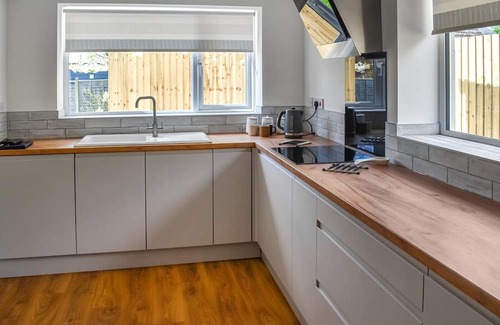 Sutton Hütte | 3 bedroom accommodation in Sutton