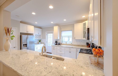 Kingman Park Haus | D St Digs a Spacious Row Home on Capitol Hill