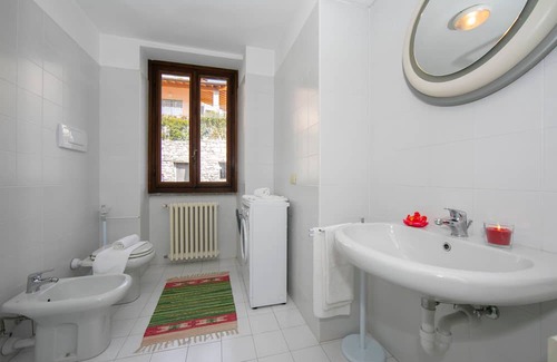 Ossuccio Wohnung | Vacation apartment/apartment for 6 guests with 120m² in Ossuccio (119639)