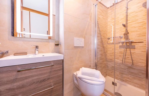 Carlazzo Wohnung | Vacation apartment/apartment for 6 guests with 85m² in Carlazzo (123092)