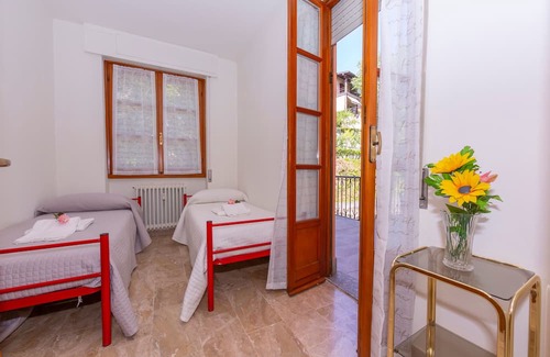 Carlazzo Wohnung | Vacation apartment/apartment for 6 guests with 85m² in Carlazzo (123092)