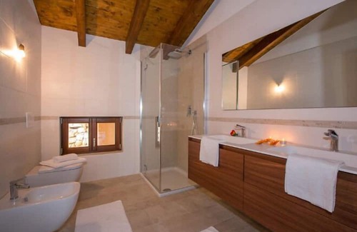 Cressogno Haus | Vacation home for 10 guests with 300m² in Valsolda (121082)