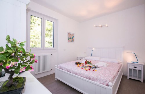 Naggio Wohnung | Vacation apartment/apartment for 4 guests with 90m² in Plesio (120121)