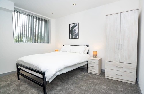 Brierley Hill Wohnung | Bright and Modern 1 Bed Apartment in Redditch