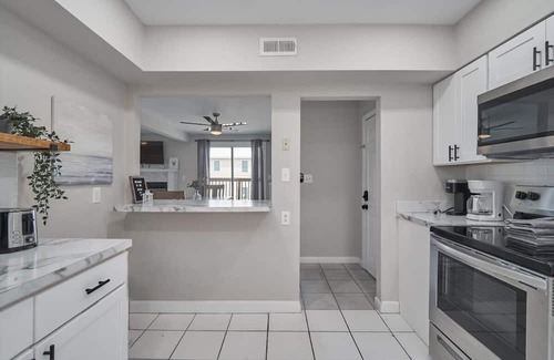 Cottage Line Wohnung | Beachhouse Penthouse with a Pool!