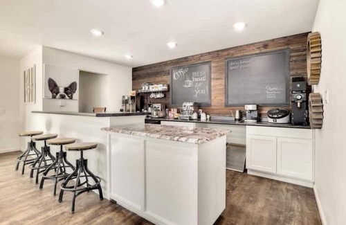 Winslow Haus | Bigfoot Hideout - Sasquatch #5