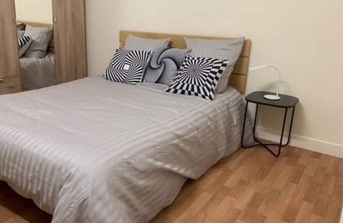 Faubourg de l'Arche Wohnung | Appartement Calme et Chaleureux Proche de Paris