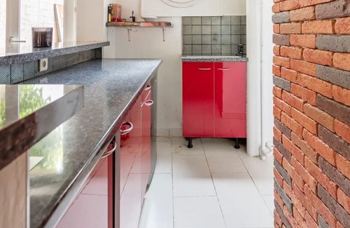 Neuilly-sur-Seine Wohnung | Vrbo Property