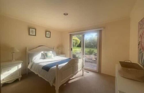 Frankston South Haus | MVC13 Oceanview 4B2B Two-story House with Big Balcony!