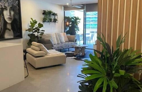 Sunshine Coast Wohnung | New Boutique Apartment in the heart of Mooloolaba by BOXXLA