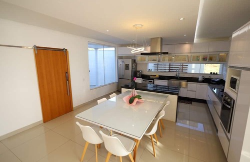 Borda da Mata Haus | Casa nas montanhas com piscina aquecida