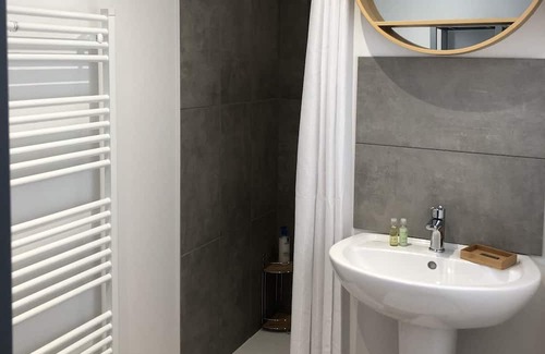 Verpel Wohnung | Chez Marthe. Plain Pied de 25 m2 Tout Confort sur Terrain Clos, à la Campagne