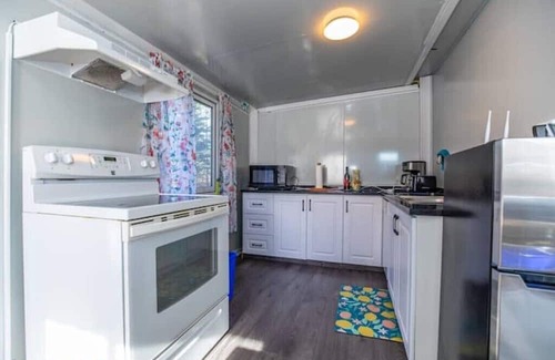 Kawartha Lakes Kabine | Cozy serene cabin, nestled in pine woods