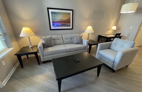 Polaris Wohnung | HOT Spot! Polaris! Great for interns and business travelers!