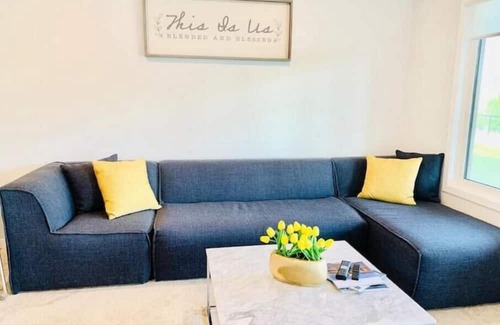 Keith Wohnung | Scenic Waterfront Guest Suite, near Banff & Ski