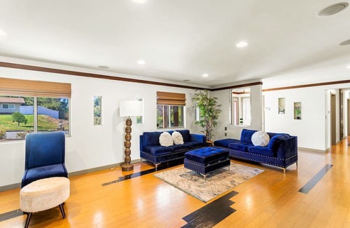 South Redlands Haus | Ranch Style Getaway S