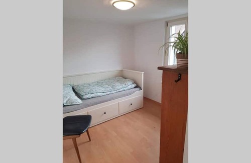 Dornbirn Wohnung | Apartment 'Ferienwohnung Am Hatlerbrunnen' with Mountain View, Shared Garden and Wi-Fi