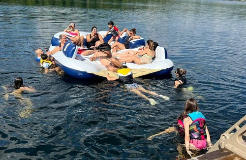 Arden Hütte | Cardinal Grant with Hot tub booking the Summer of 2024.Located in Arden Ontario