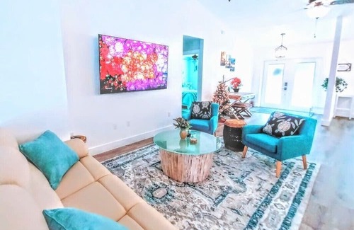 Vero Beach South Haus | Beaches hot tub, heated pool & fenced in yard for total privacy. Dogs welcome .