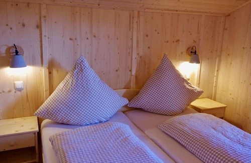Bernbeuren Wohnung | Holiday apartment Almstüberl