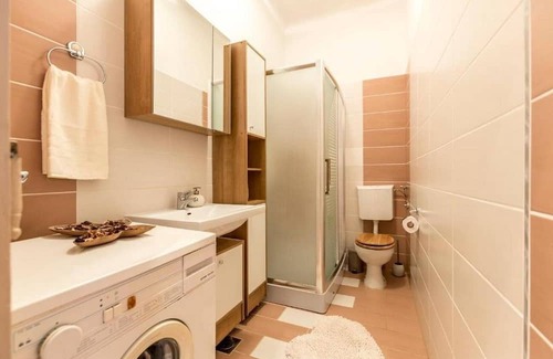 Solin Wohnung | One bedroom apartment with terrace Solin, Split (A-21757-a)