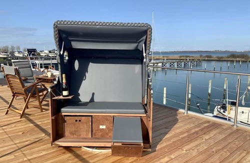 Kragenæs Bootsverleih | Hausboot Moby Chic für 5 Pers. mit Großer Dachterrasse in Kragenæs auf Lolland